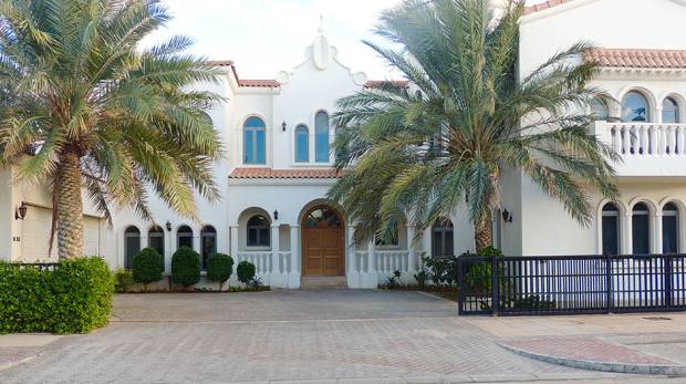 SRK's Dubai Villa