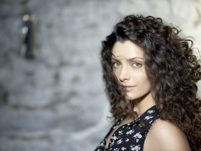Saiyami Kher lead