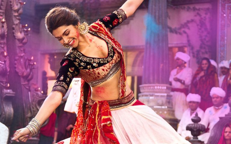 Top 10 Bollywood Navratri/Dandiya Dance Songs