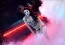 Curve Mere Killer Song: Gauhar Khan Flaunts Hot Curves! gauhar-khan-hot-fuddu-songgauhar-khan-hot-fuddu-song