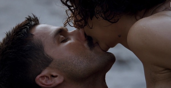 Rangoon-Shahid-Kangana-Saif-hot-scenes-1