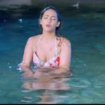 Mathira-in-swimming-pool