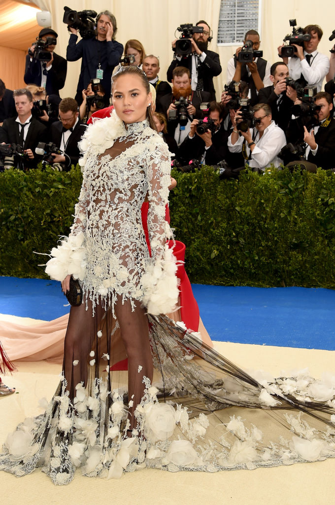 Chrissy Teigen-Met Gala 2017