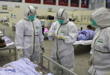 Corona Wards Filled With Patients and Only 9 beds left in Karachi Hospitals Corona Wards Filled With Patients and Only 9 beds left in Karachi Hospitals