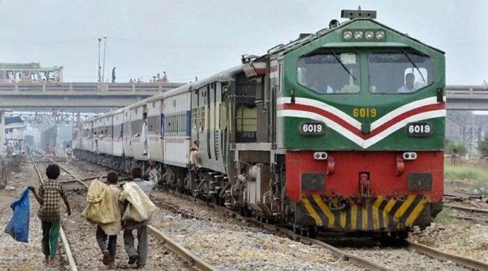 Pakistan Railways restores service to Quetta Railway Station