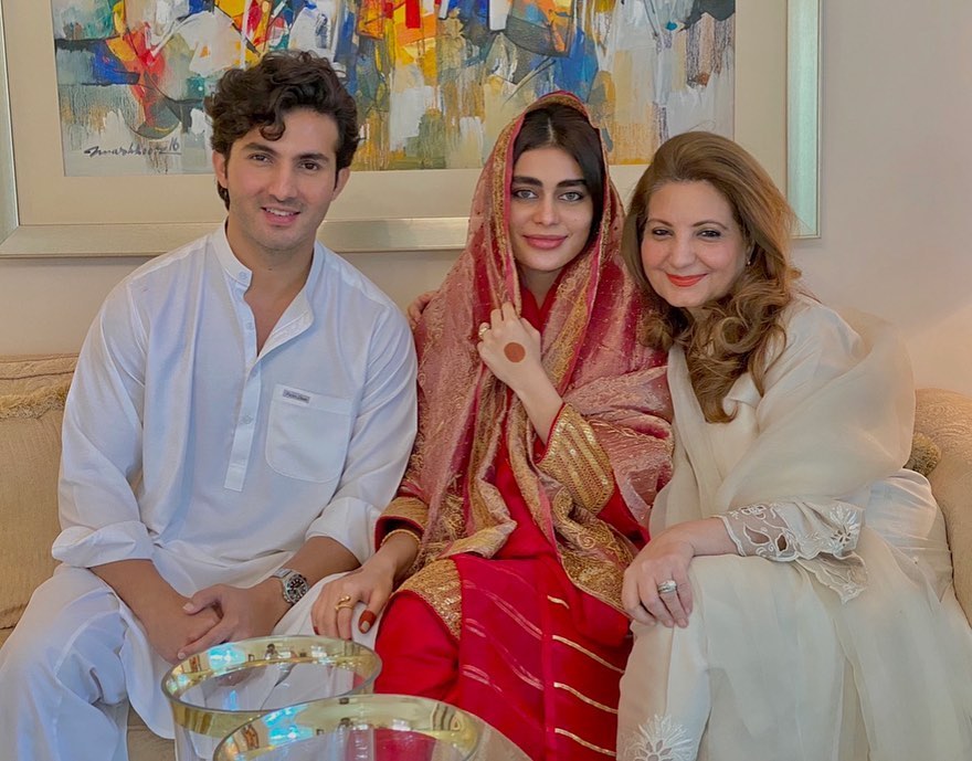 sadaf kanwal shehroz sabswari wedding pictures