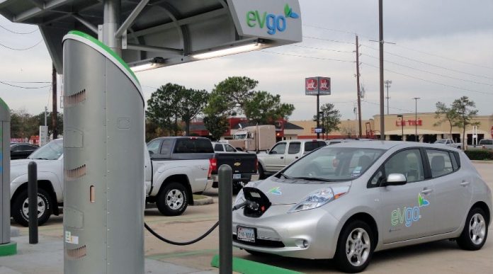 Electric Car Charing Stations making way in Pakistan