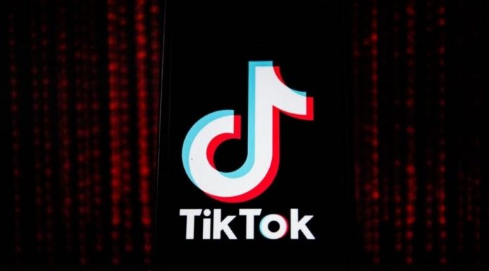 Man in Lahore falls from fourth floor while shooting TikTok video