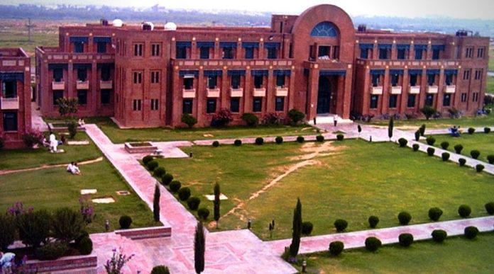 Quaid-e-Azam University: How to apply, Eligibility Criteria, Degree Programs, Fee Structure and Everything else