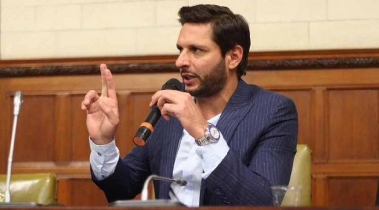 Shahid Afridi criticizes the government for the condition Karachi is in today