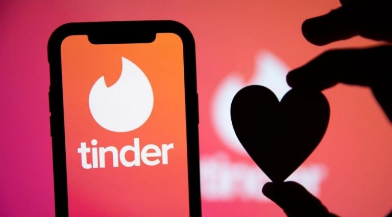 Tinder Banned in Pakistan and people are not looking Happy about it!