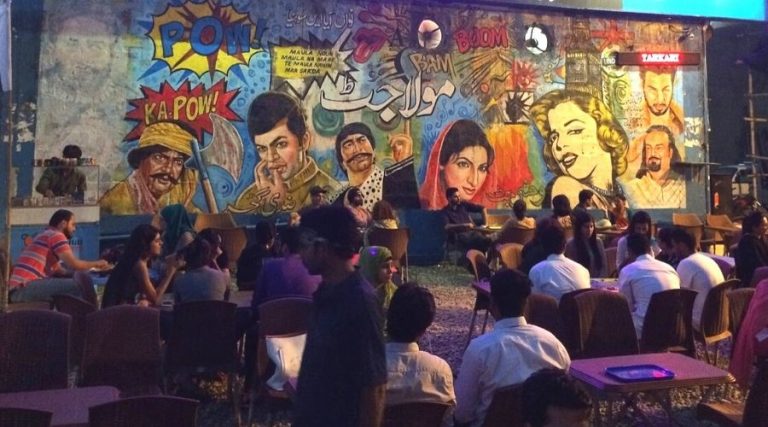 Tea Cafes in Karachi DHA notified to Close at Midnight
