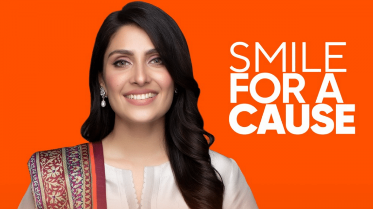 Ayeza Khan Shares Best Wishes in SnackVideo, With an Overwhelming Response During Ramadan