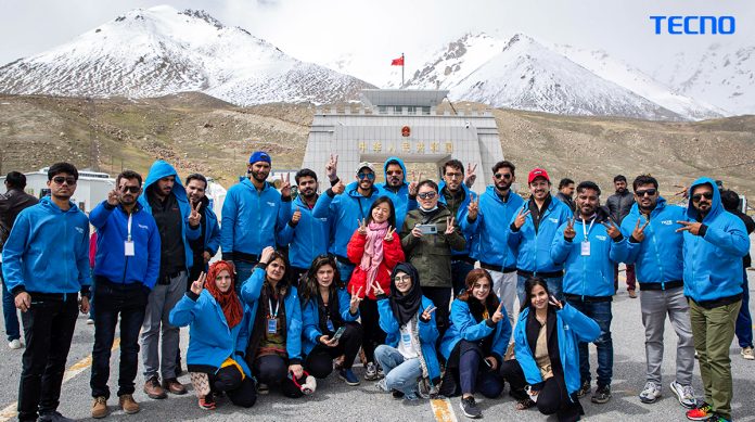 TECNO astounds everyone with the successful Photowalk to Khunjerab Pass