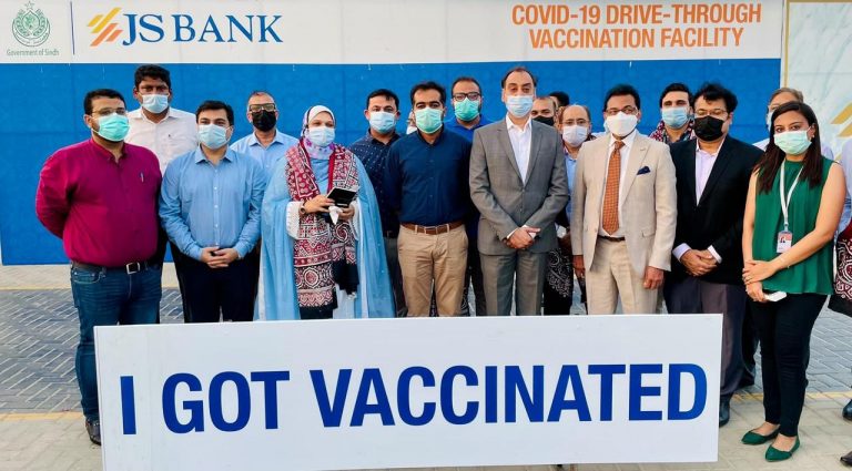 WHO Commends Sindh Government and JS Bank’s COVID-19 Drive-Through Vaccination Facility