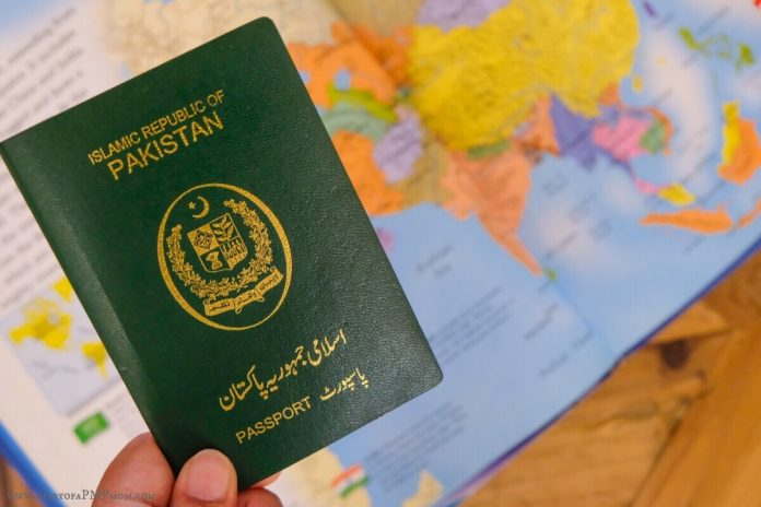 List of 32 Countries Pakistanis Can Travel 'Visa-Free' in 2023